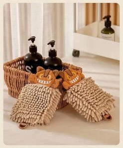 My Neighbor Totoro – Catbus Chenille Hand Towel 18 My Neighbor Totoro – Catbus Chenille Hand Towel -Ghibli Shop S0479eb9245774649b8ebd3197bc42dfb1